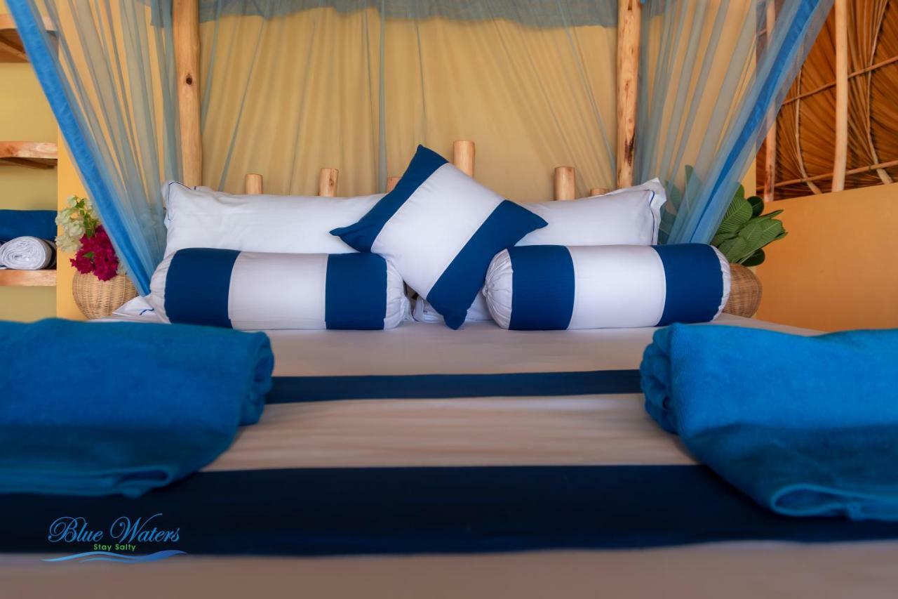 Blue Waters Hotel Аругам Бей Екстериор снимка