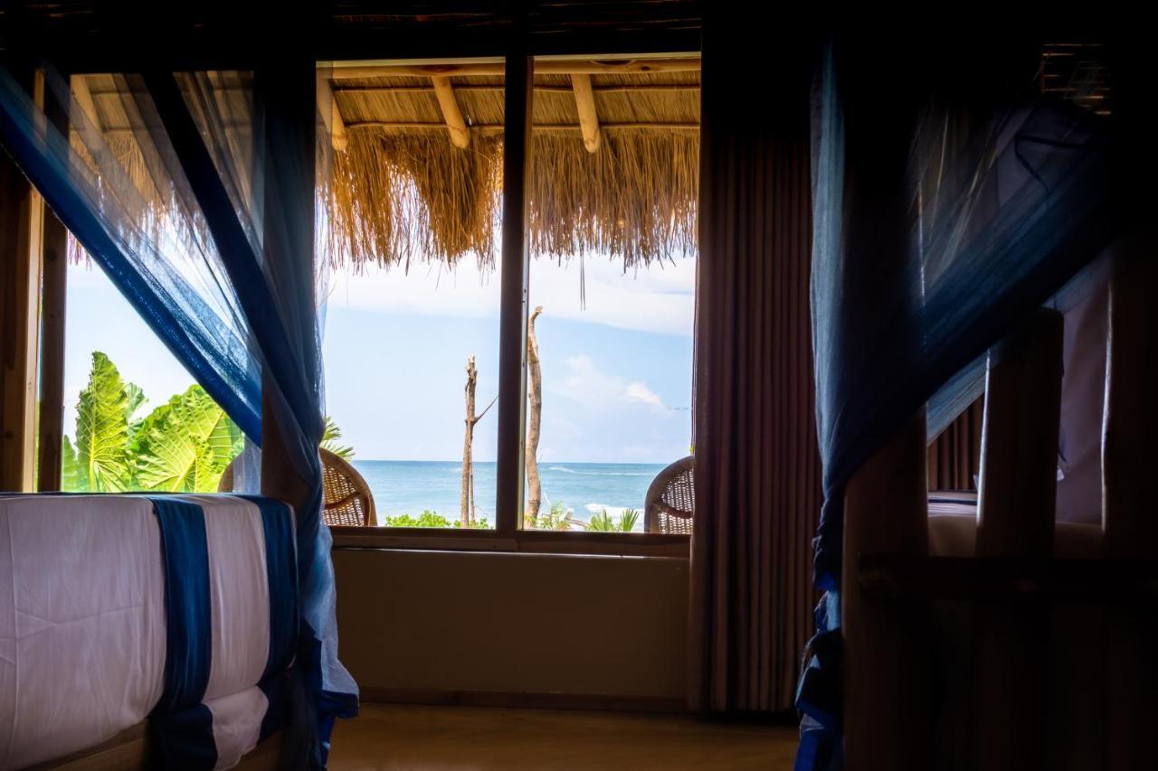 Blue Waters Hotel Аругам Бей Екстериор снимка